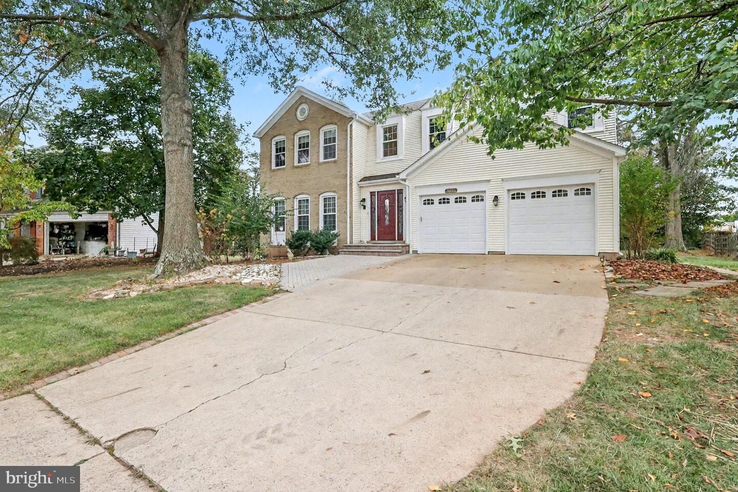 Property Photo: 3606 Canoe Birch Court VA 22033