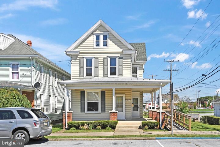 24 N Green Street  Palmyra PA 17078 photo