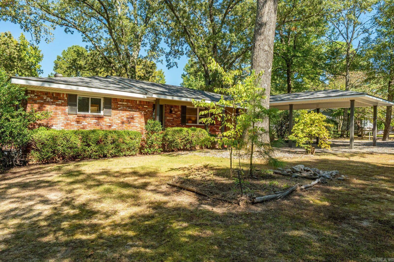 Property Photo: 140 &Amp 142 Mountain Laurel Lane AR 71913