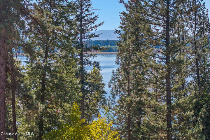 Property Photo: 12076 N Wildwood Point Rd ID 83854