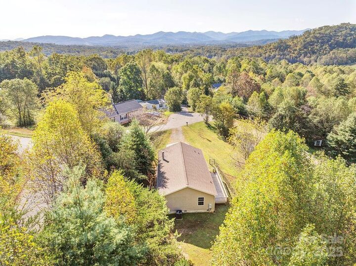 Property Photo: 6 Clark Meadow Lane NC 28715