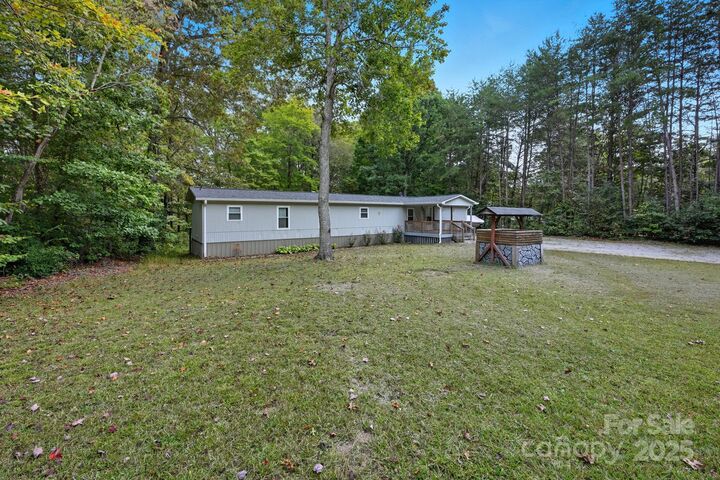 Property Photo: 4805 Mountain View Lane NC 28650