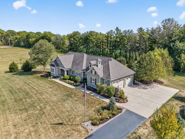 Property Photo: 1211 Church Hill Farms OH 45103