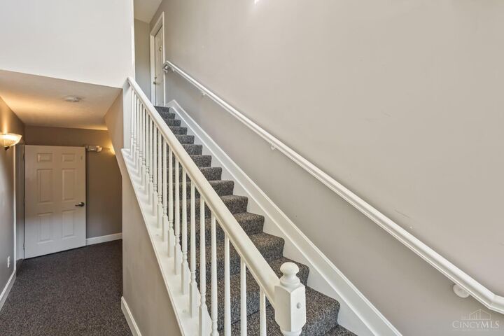 Property Photo:  9925 Shorewood Lane  OH 45241 