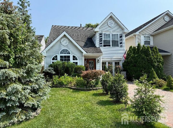 18 Tall Oaks Court  Old Bridge NJ 08857 photo