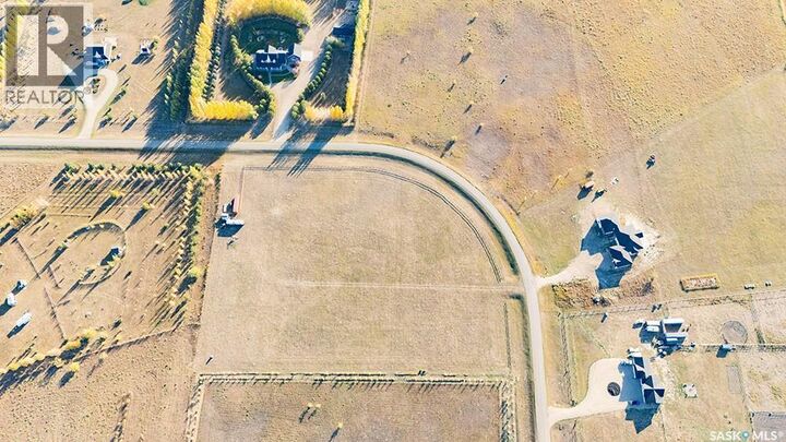 Property Photo:  10 Ridge Crescent  SK S7K 3J8 