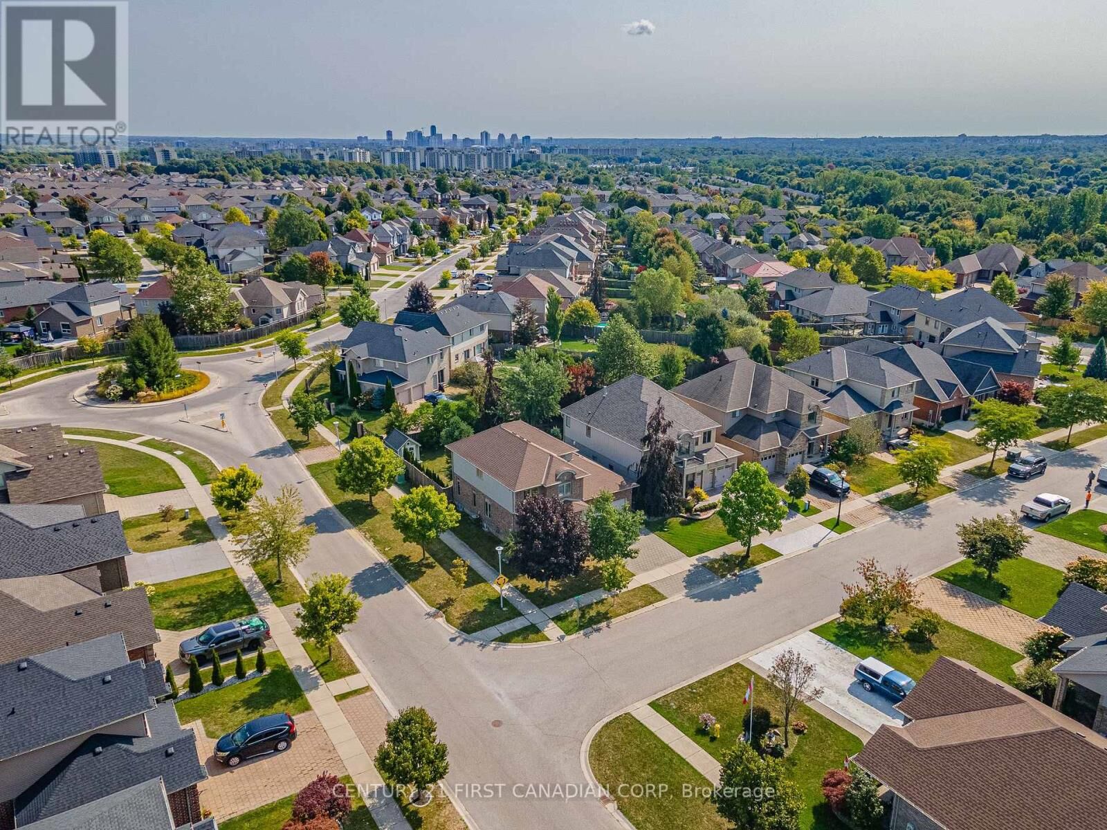 Property Photo:  792 Redtail Trail  ON N6H 5X3