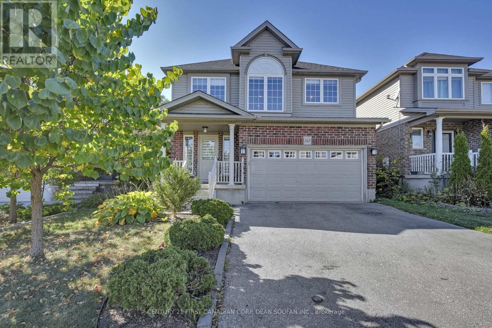 Photo de la propriété: 868 Rushbrook Crescent ON N6K 5B6