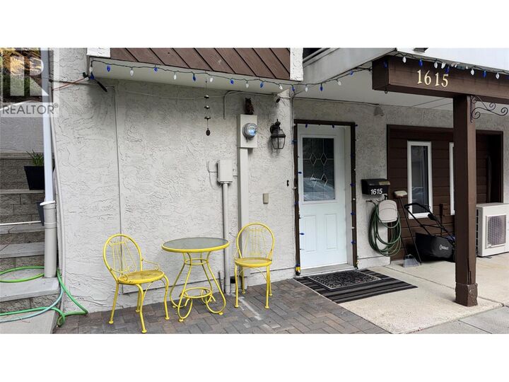 1615 Balsam Street  Trail BC V1R 4M4 photo