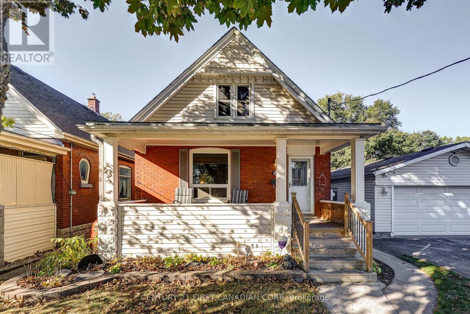 Photo de la propriété: 145 Arundell Street ON N5Z 2K1