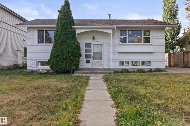 7203 93 Avenue NW  Edmonton AB T6B 1B2 photo
