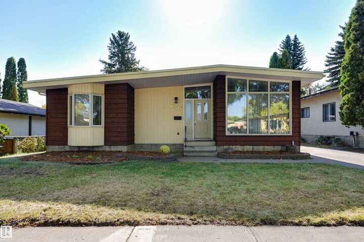 6211 148 Avenue NW  Edmonton AB T5A 1V2 photo