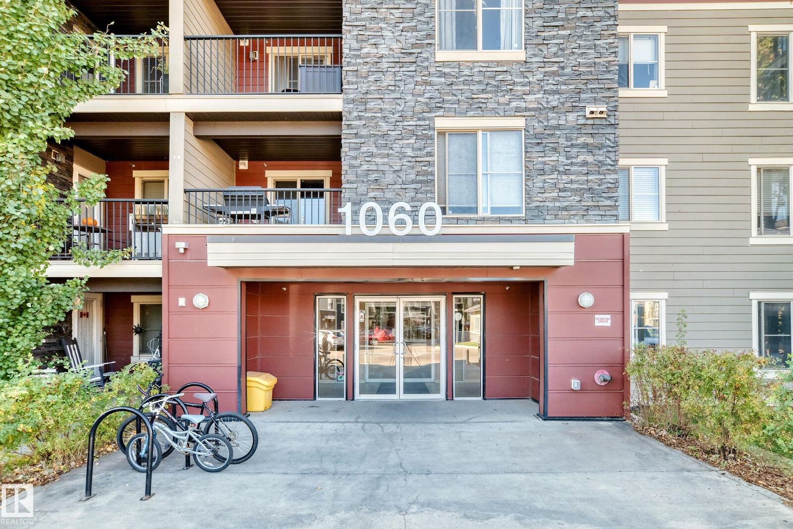 Property Photo: 1060 McConachie Boulevard NW 406 AB T5Y 0W9