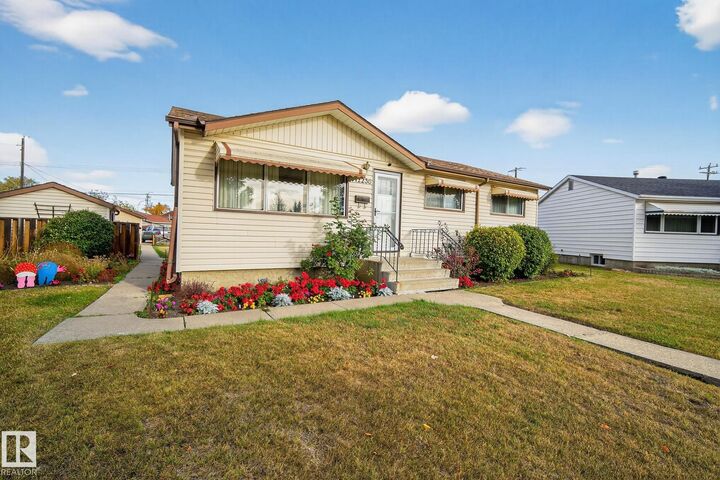 Property Photo: 12236 136 Avenue NW AB T5L 4A6