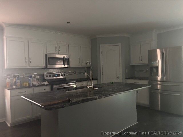 Property Photo:  5915 Clarkton Court  NC 28391 