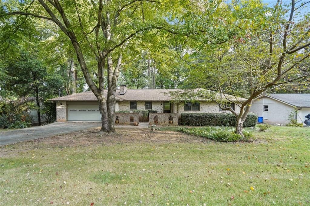 Property Photo: 3288 N Embry Circle GA 30341