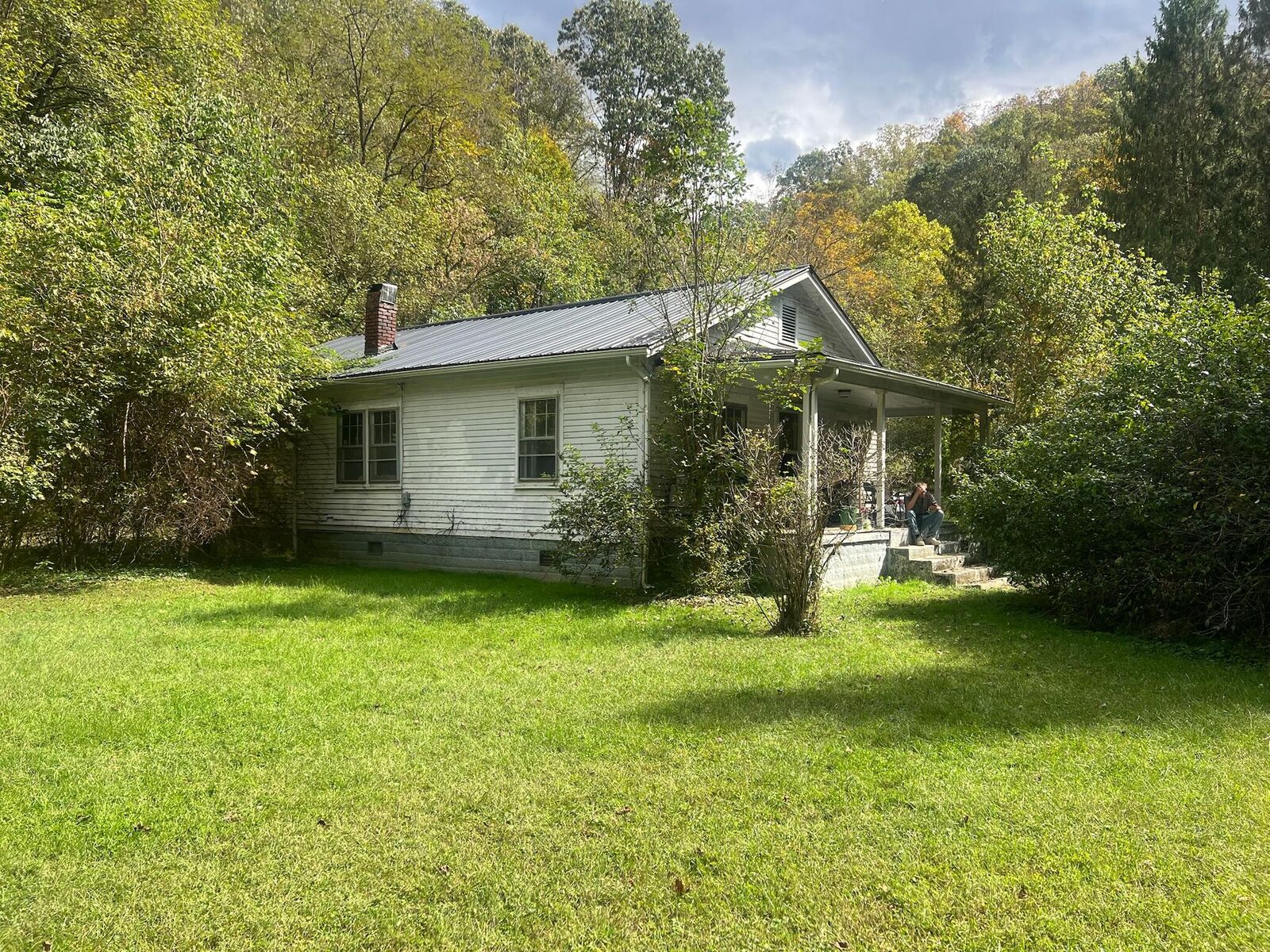 Property Photo: 165 Dark Hollow Rd WV 24910