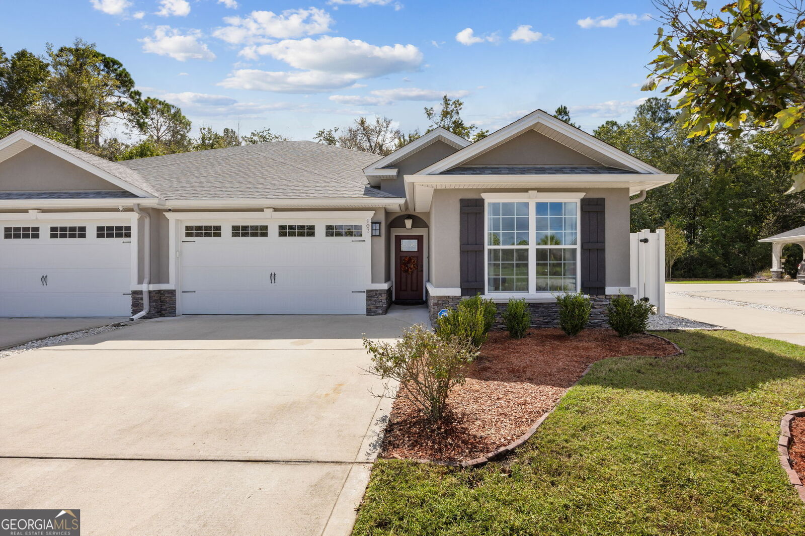 Property Photo: 107 Kerstin Court GA 31548