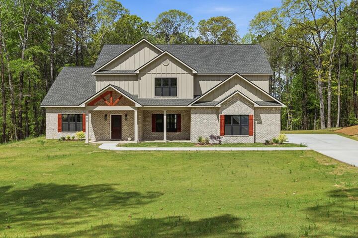 Property Photo:  100 Canterbury Drive  GA 30241 