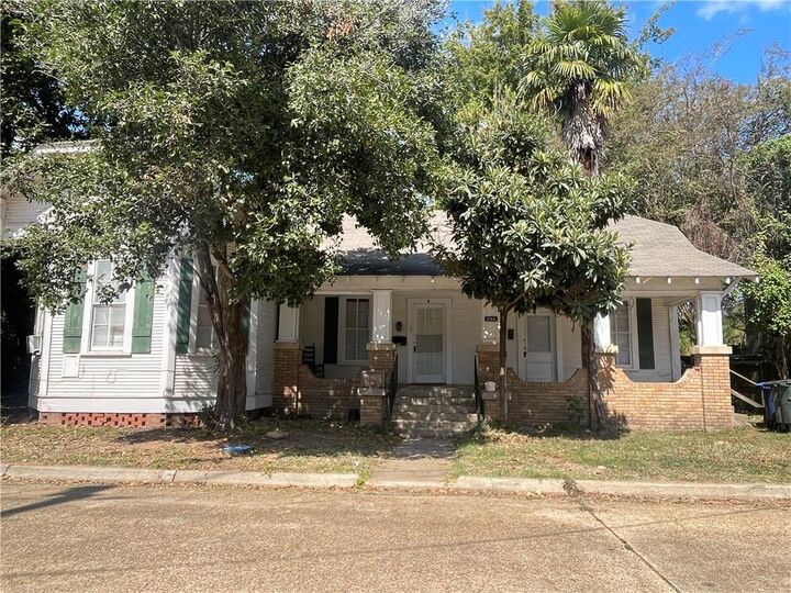 208 Poete Street  Natchitoches LA 71457 photo