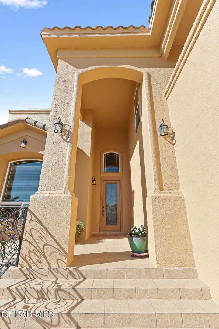 Property Photo:  11309 Manuel Gameros Drive  TX 79934