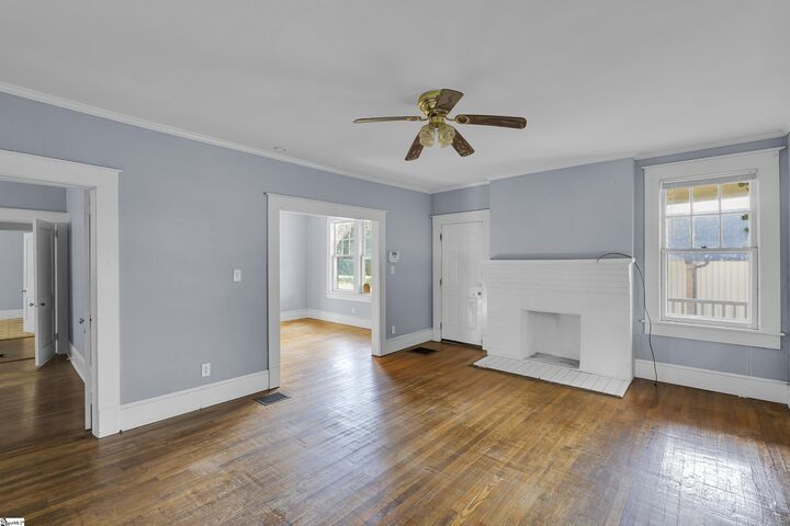 Property Photo: 375 S Converse Street SC 29306