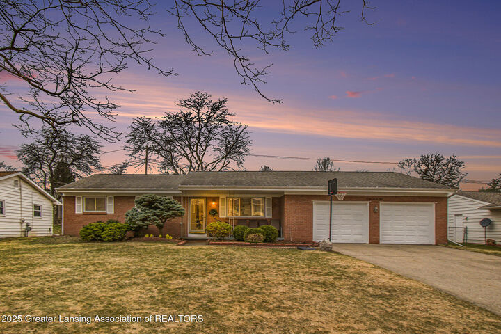 Property Photo:  2601 Newport Drive  MI 48906 