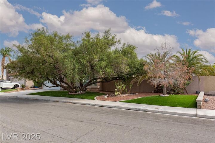 Property Photo: 3900 Triora Street NV 89129