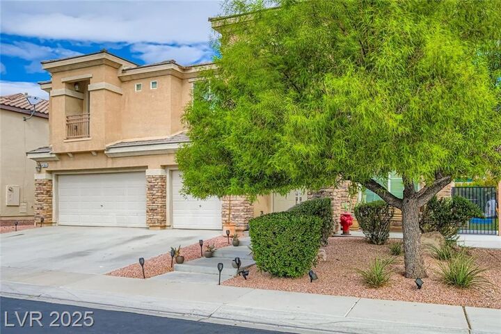 Property Photo: 4104 Fabulous Finches Avenue NV 89084