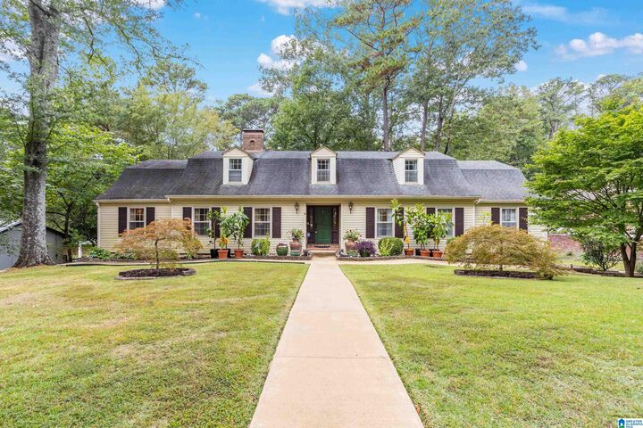 4208 Wilderness Road  Mountain Brook AL 35213 photo