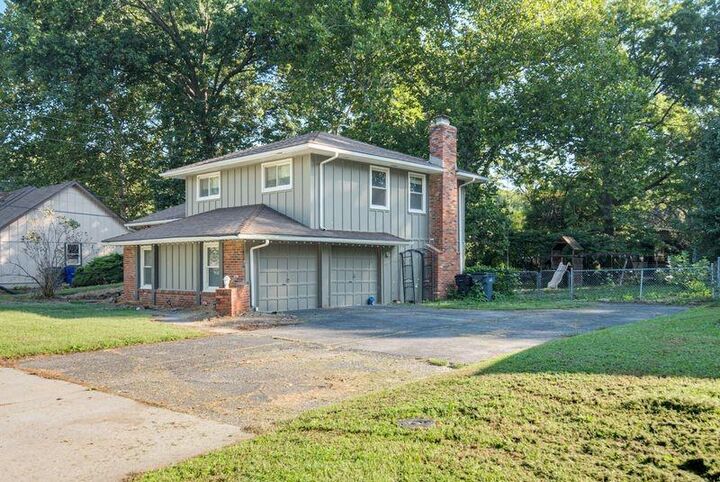 320 S Walker Street  Olathe KS 66061 photo