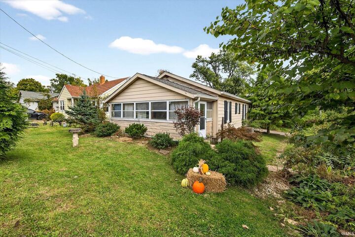 Property Photo:  2409 S Rogers Street  IN 47403 
