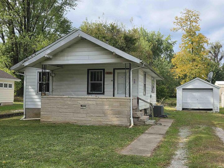 115 N Johnson Avenue  Bloomington IN 47404-2808 photo
