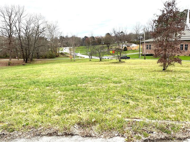 Property Photo: 9999 W 5th Street KY 40741