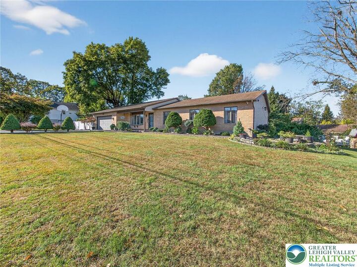 Property Photo: 146 S 13th Street PA 18032