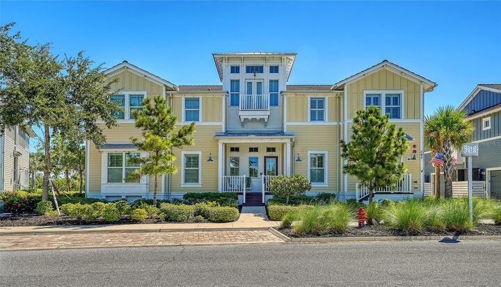 Property Photo: 343 Compass Point Drive 201 FL 34209