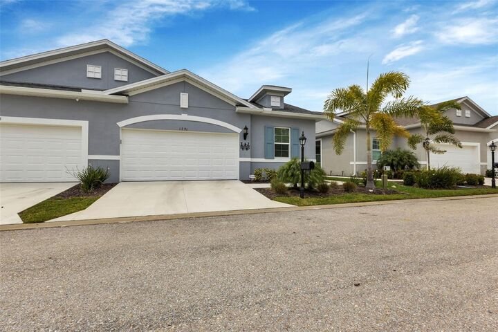 Property Photo: 1791 Nottingham Trail FL 33980