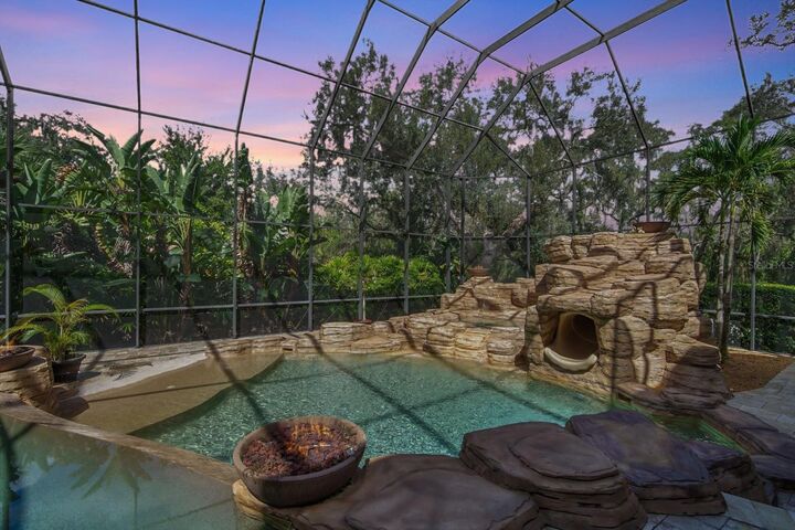 Property Photo:  16220 Ternglade Drive  FL 33547 
