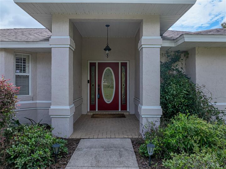 Property Photo: 1314 N Scenic Highway FL 33827