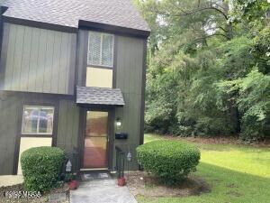 Property Photo:  812 Willow Creek Drive  GA 31204 