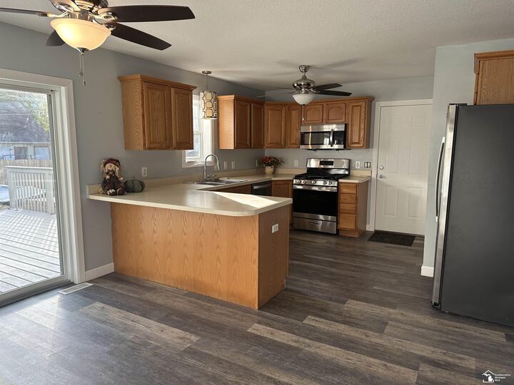 Property Photo:  7875 Forrestway Drive  MI 48161-4707 