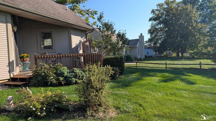 Property Photo: 2583 Vivian Road MI 48162