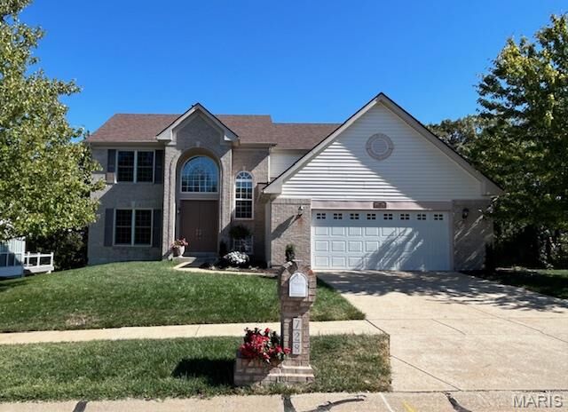 Property Photo: 728 Grand View Ridge Court MO 63025