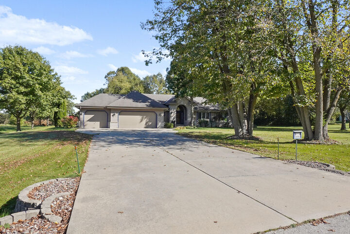 Property Photo:  W254s4980 Gruettner Dr  WI 53189 