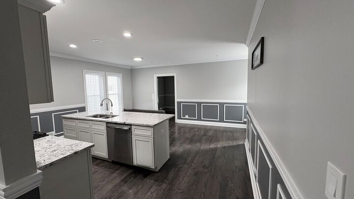 Property Photo: 19 Augusta Street IL 60302