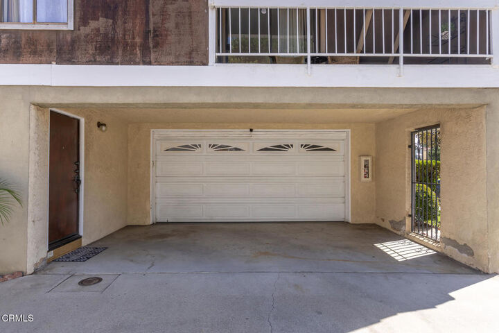 Property Photo: 1005 Monterey Road 1 CA 91206