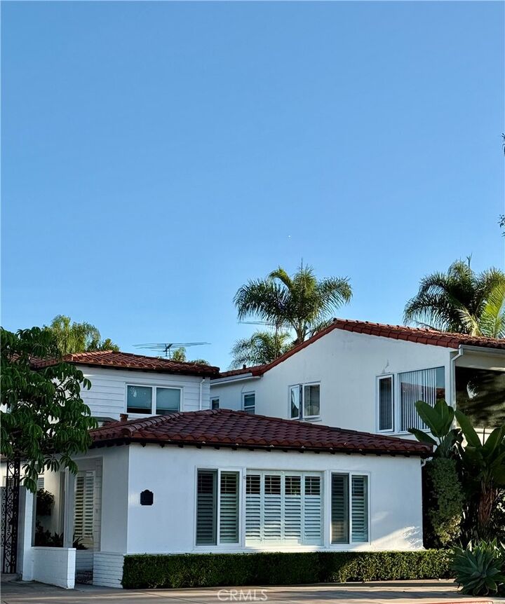 Property Photo:  204 Via Antibes  CA 92663