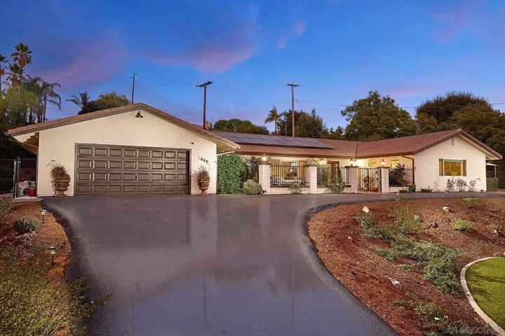 660 Via Rancho Pkwy  Escondido CA 92029 photo