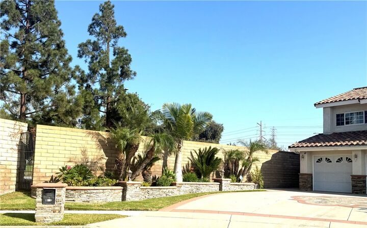 Property Photo:  12558 Corellian Court  CA 90703 