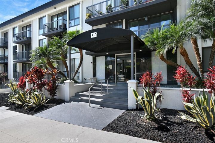Property Photo: 1351 N Crescent Heights Boulevard 114 CA 90046